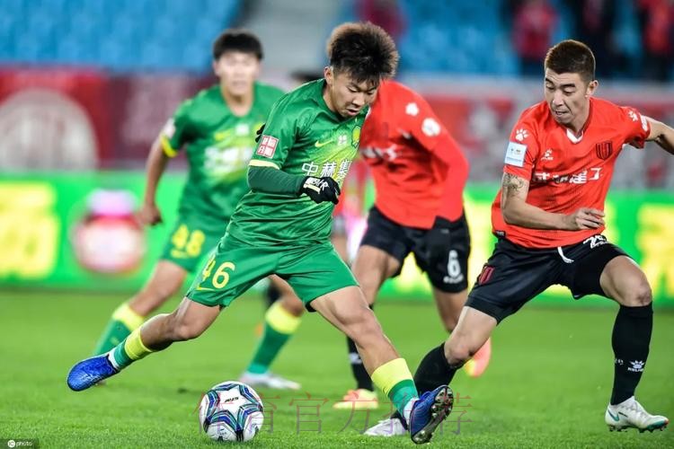 卓尔全华班2-0泰州 北京中赫国安1-0战胜成都